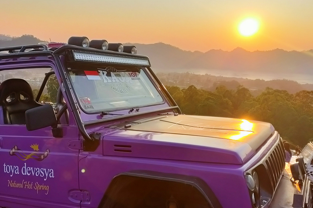 image 4WD Jeep Sunrise Adventure