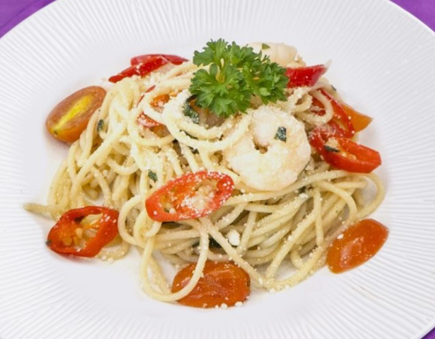 image Chicken Spaghetti Aglio E Olio